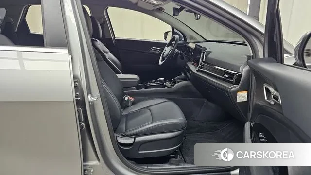 Kia Sportage 5th Generation Hybrid 2024 Серый из Кореи, фото 2