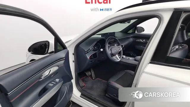 Genesis GV70 2022 Белый из Кореи, фото 2