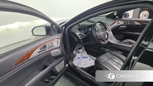 Lincoln New MKZ 2018 Черный из Кореи, фото 2