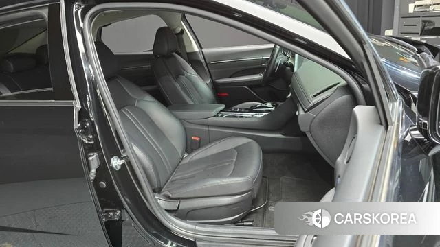 Hyundai Sonata (DN8) 2022 Черный из Кореи, фото 2
