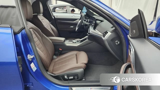 BMW i4 2023 Синий из Кореи, фото 2