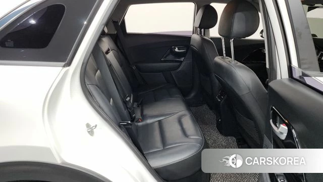 Kia Niro 2018 Белый из Кореи, фото 2