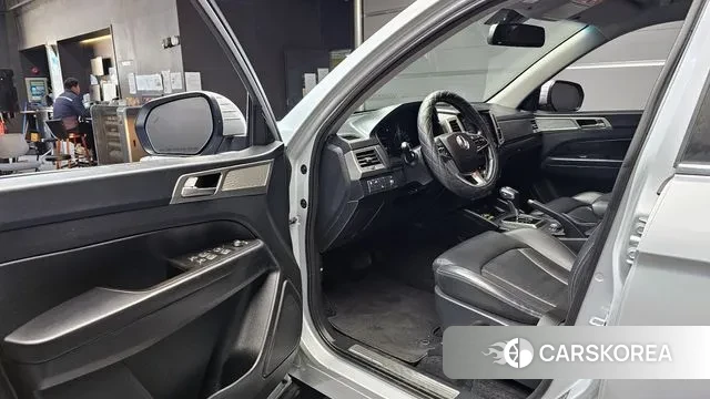 Ssangyong Rexton Sports 2019 Серебряный из Кореи, фото 2