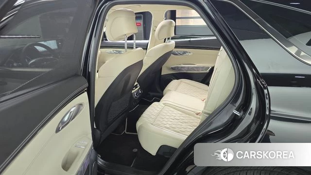 Genesis GV70 2023 Черный из Кореи, фото 2