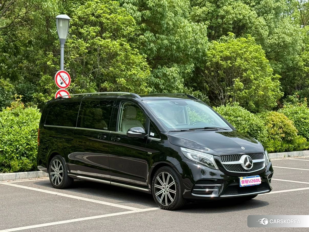 Mercedes-Benz V-Class 2021 Черный из Китая, фото 2
