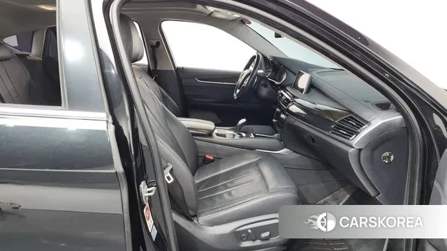 BMW X6 (F16) 2018 Черный из Кореи, фото 2