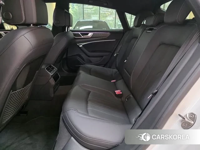 Audi A7 (4K) 2023 Белый из Кореи, фото 2