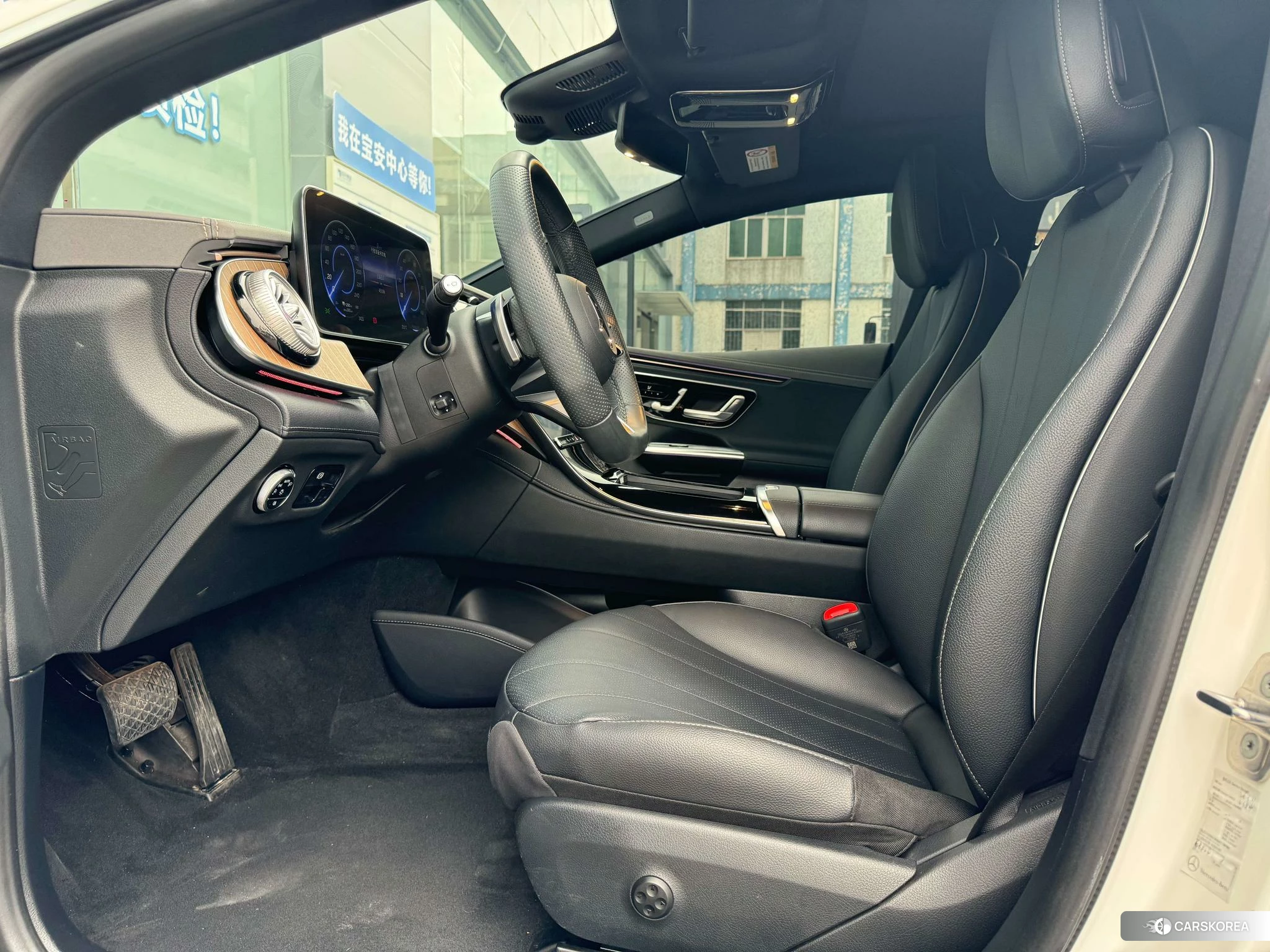 Mercedes-Benz EQE 2022 Белый из Китая, фото 2