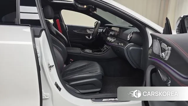 Mercedes-Benz CLS-Class C257 2023 Белый из Кореи, фото 2