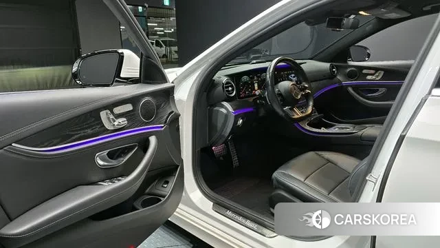 Mercedes-Benz E-Class W213 2020 Белый из Кореи, фото 2