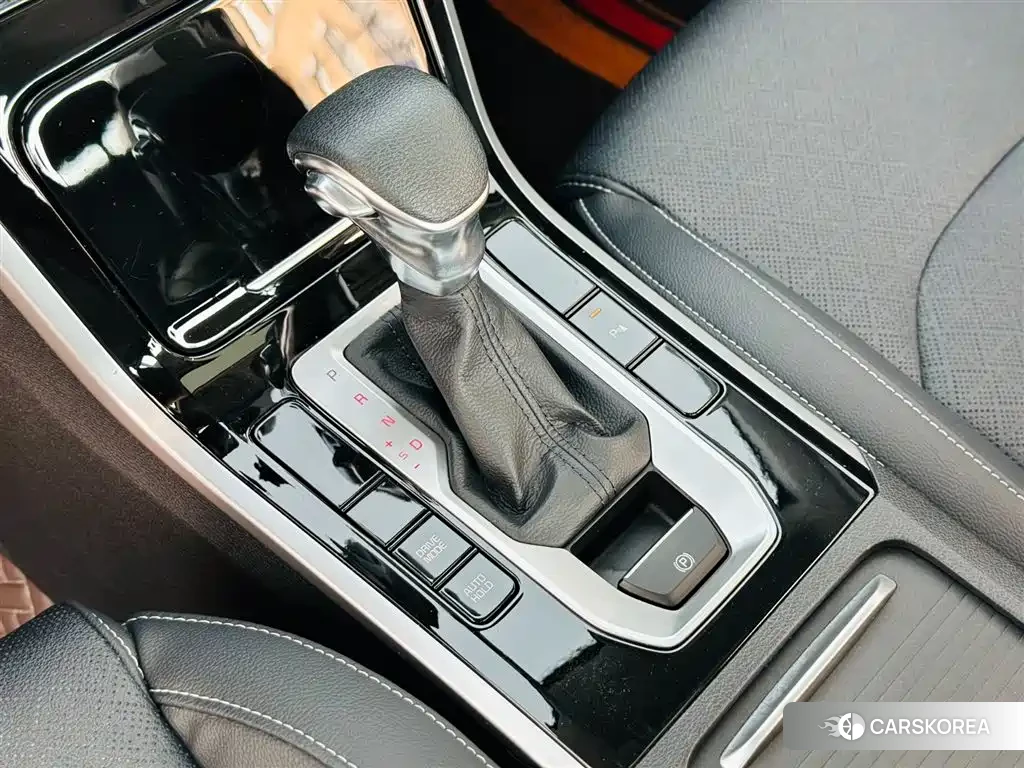 Kia K3 2022 Белый из Китая, фото 2