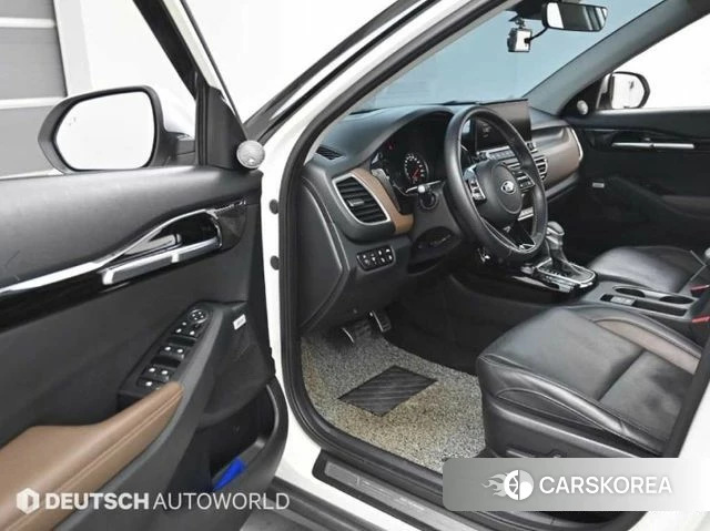 Kia Seltos 2021 Белый из Кореи, фото 2