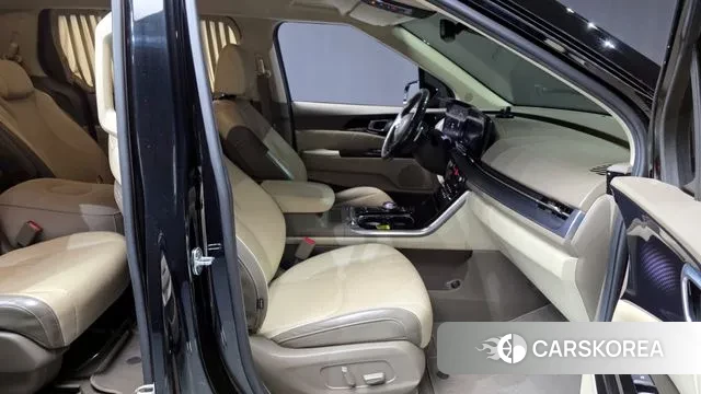 Kia Carnival 4th generation 2021 Черный из Кореи, фото 2