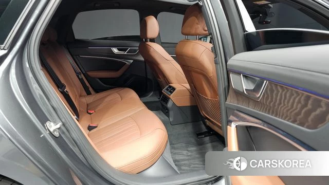 Audi A6 (C8) 2023 Серый из Кореи, фото 2