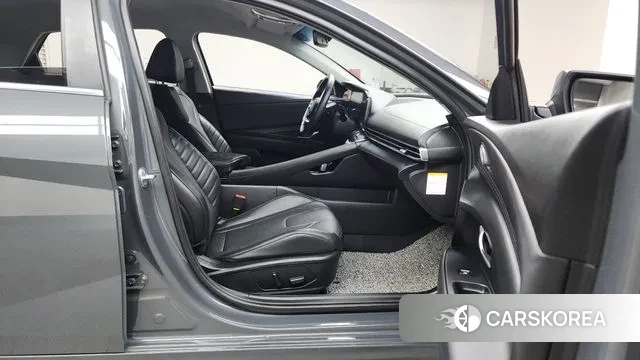 Hyundai The New Avante Hybrid (CN7) 2024 Серый из Кореи, фото 2