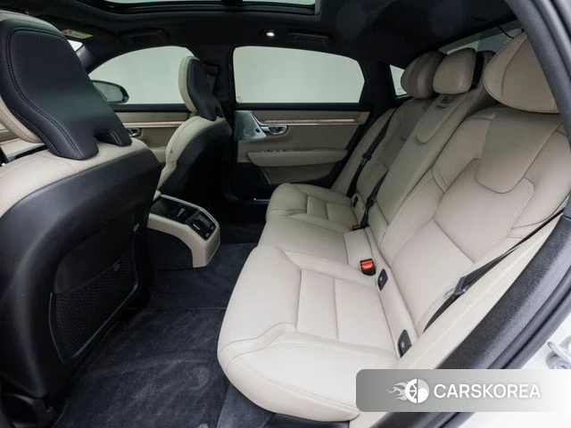 Volvo S90 2025 Белый из Кореи, фото 2