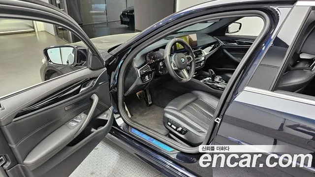 BMW 5 Series (G30) id 2674063 из Кореи 2