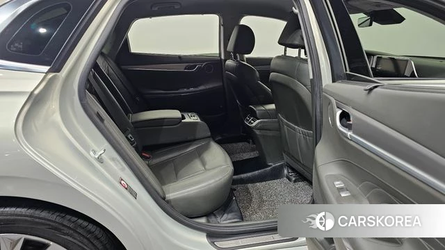 Hyundai The New Grandeur IG Hybrid 2020 Серебристо-серый из Кореи, фото 2