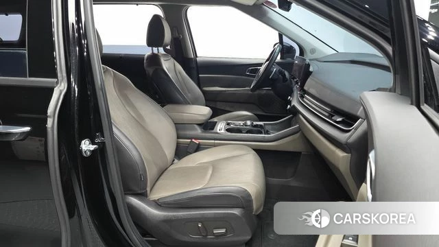 Kia The New Carnival 4th Generation 2024 Черный из Кореи, фото 2