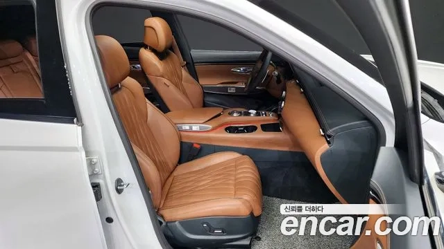 Genesis GV70 2022 Белый из Кореи, фото 2