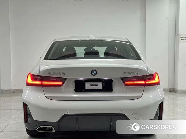 BMW 3 series 2024 Белый из Китая, фото 2