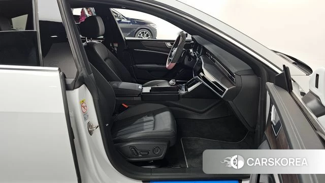 Audi A7 (4K) 2022 Белый из Кореи, фото 2