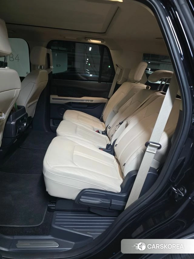 Ford Expeditation 2023 Черный из Кореи, фото 2