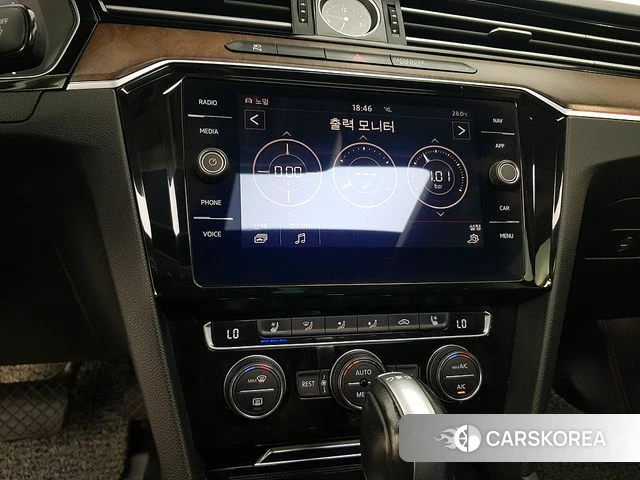 Volkswagen Passat GT (B8) 2018 Черный из Кореи, фото 2