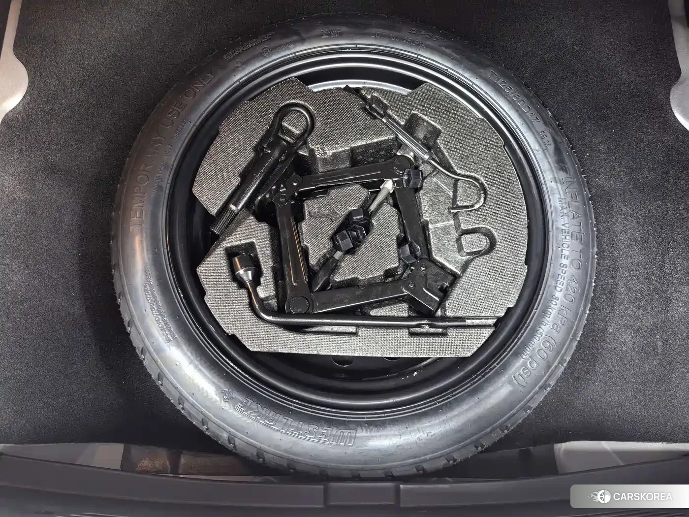 Chang'an UNI-V 2025 Silver/gray из Китая, фото 2