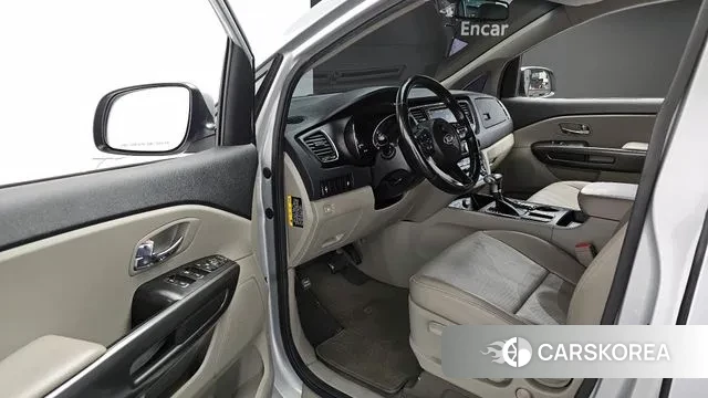 Kia The New Carnival 2019 Серебристо-серый из Кореи, фото 2