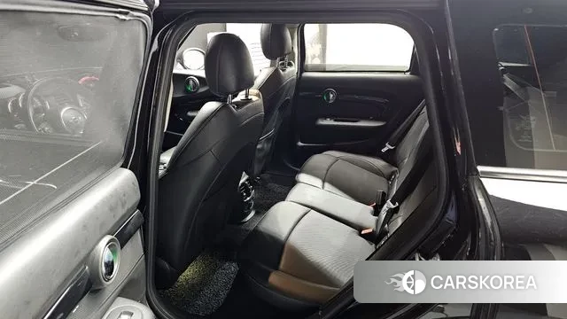 Mini Cooper D Clubman 2018 Черный из Кореи, фото 2