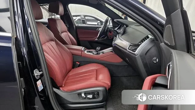 BMW X6 (G06) 2021 Черный из Кореи, фото 2