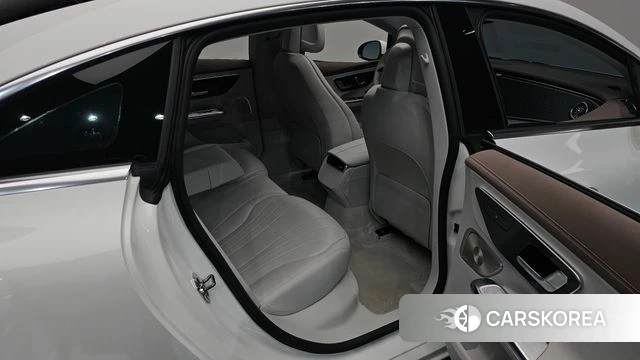 Mercedes-Benz EQE V295 2023 Белый из Кореи, фото 2