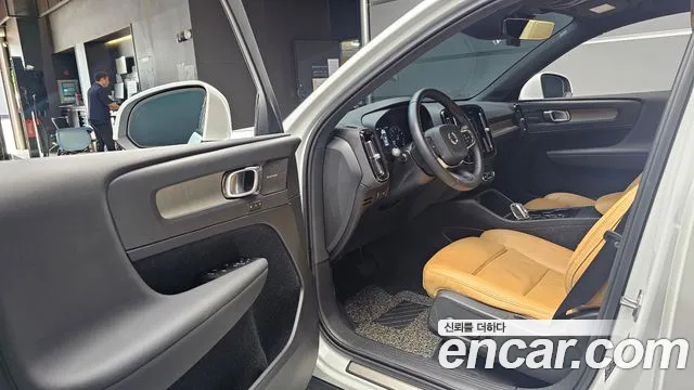 Volvo XC40 2019 Белый из Кореи, фото 2