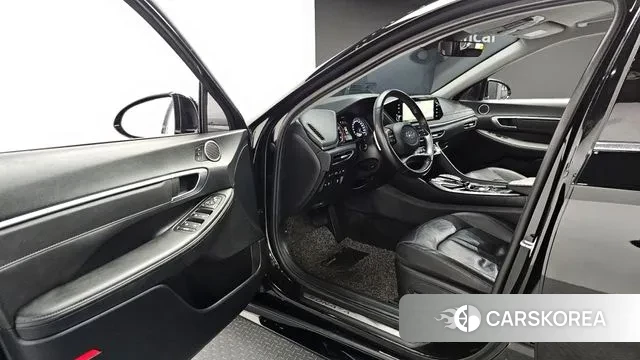 Hyundai Sonata (DN8) 2021 Черный из Кореи, фото 2