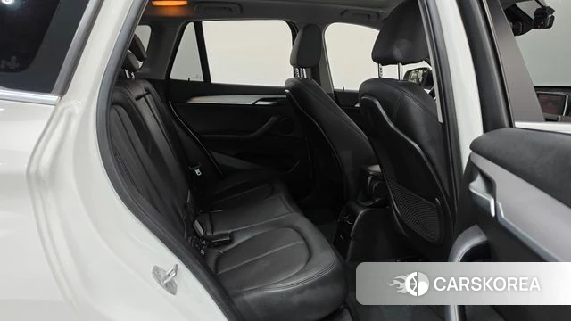 BMW X1 (F48) 2019 Белый из Кореи, фото 2