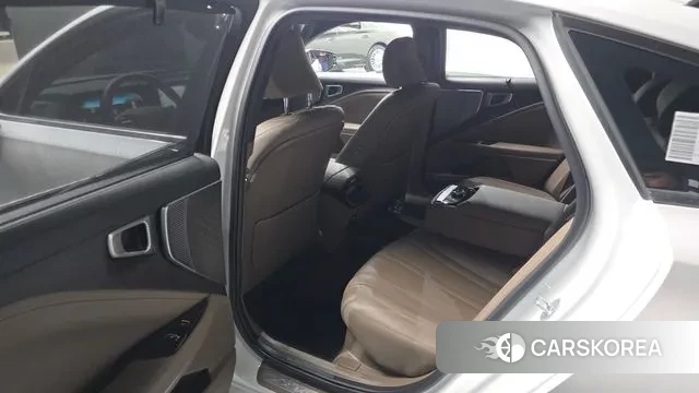 Kia K8 Hybrid 2023 Белый из Кореи, фото 2