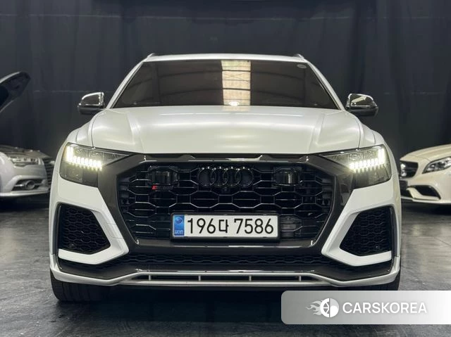 Audi RSQ8 (4M) 2021 Белый из Кореи, фото 2