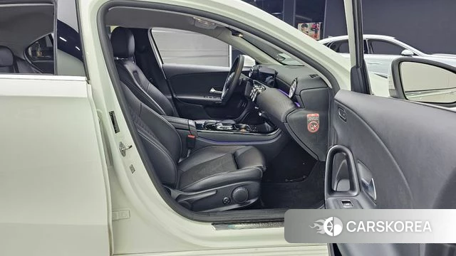 Mercedes-Benz A-Class W177 2020 Белый из Кореи, фото 2
