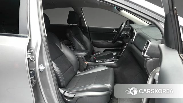 Kia Sportage The Bold 2019 Серебряный из Кореи, фото 2