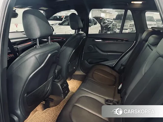 BMW X1 (F48) 2019 Белый из Кореи, фото 2