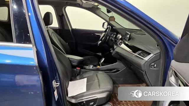 BMW X1 (F48) 2021 Синий из Кореи, фото 2