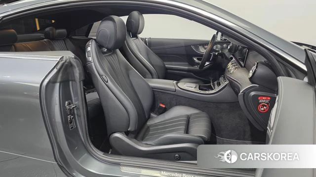 Mercedes-Benz E-Class W213 2021 Серый из Кореи, фото 2