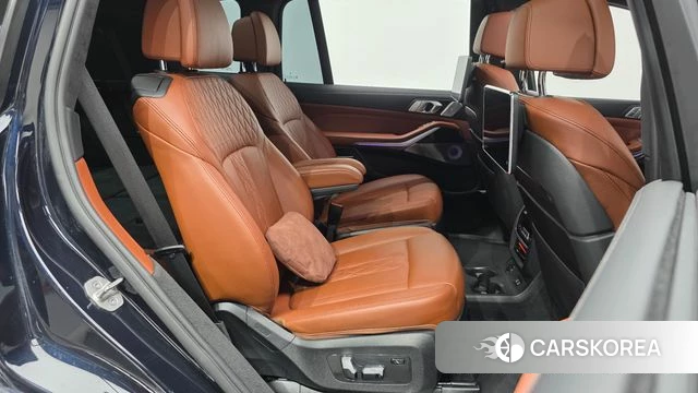 BMW X7 (G07) 2021 Черный из Кореи, фото 2