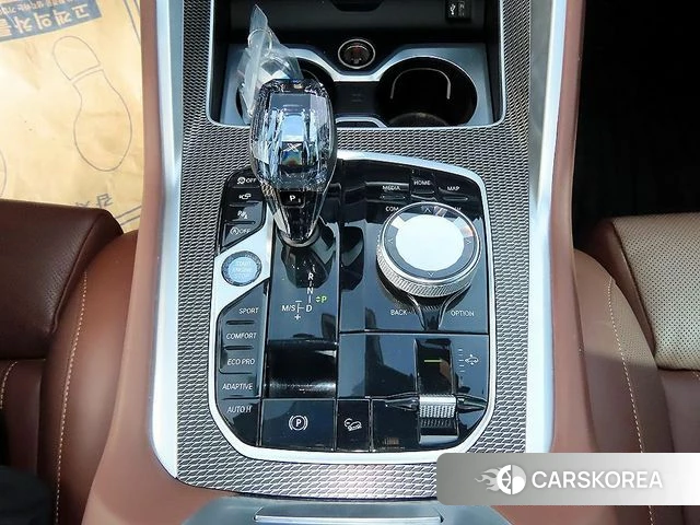 BMW X6 (G06) 2022 Черный из Кореи, фото 2