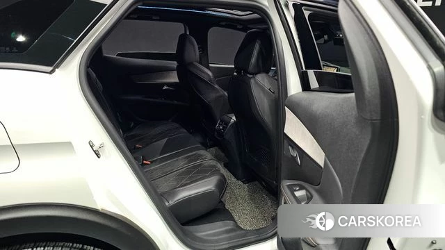 Peugeot 3008 second generation 2018 Белый из Кореи, фото 2