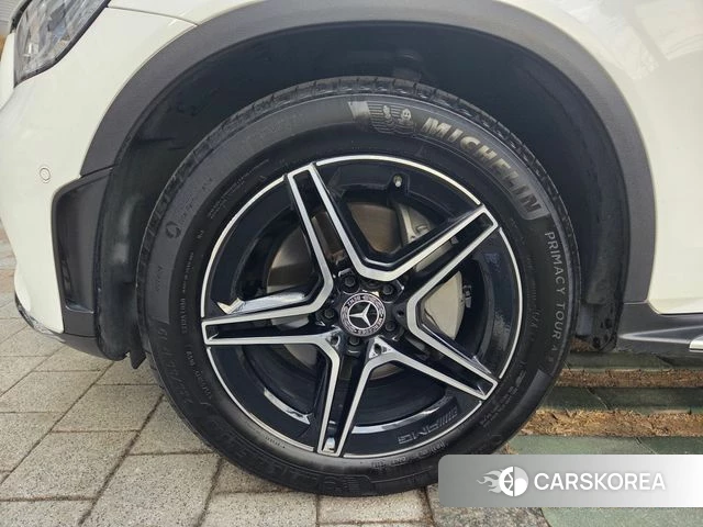 Mercedes-Benz GLC-Class X253 2022 Белый из Кореи, фото 2