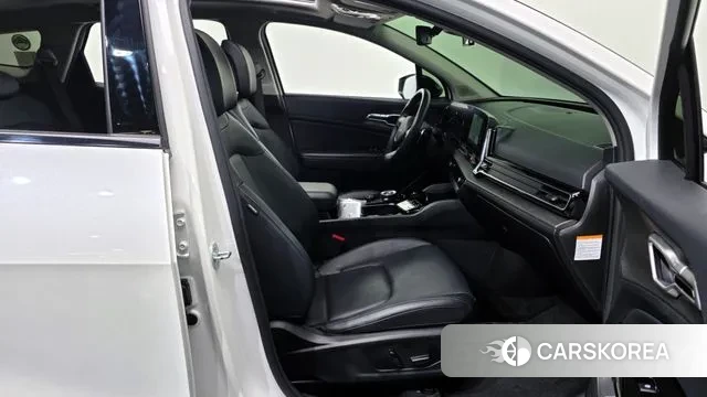 Kia Sportage 5th Generation Hybrid 2022 Белый из Кореи, фото 2