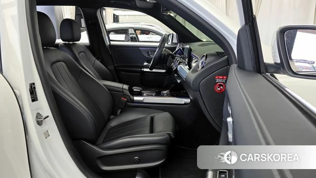 Mercedes-Benz GLB-Class X247 2021 Белый из Кореи, фото 2