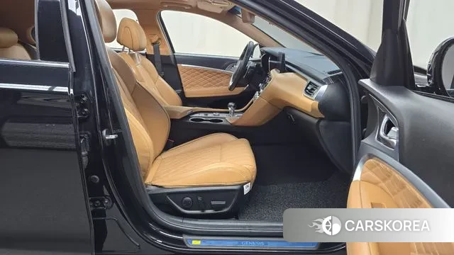 Genesis The New G70 Shooting Brake 2022 Черный из Кореи, фото 2